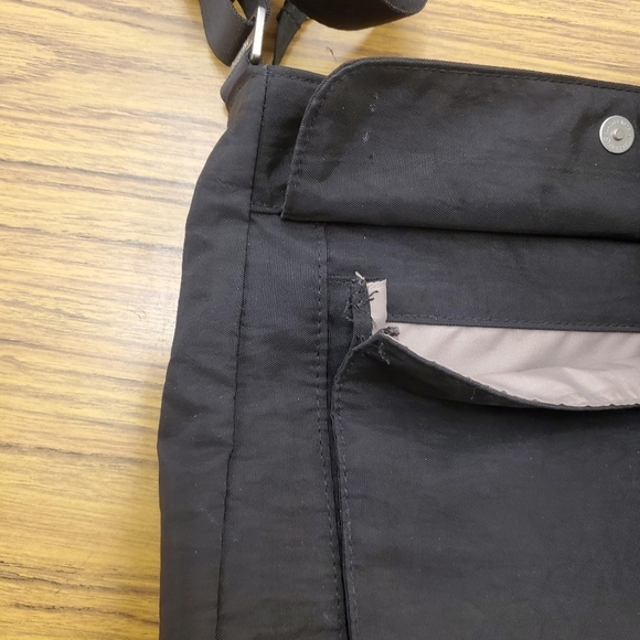 Baggallini Black Crossbody Bag - Picture 14 of 14